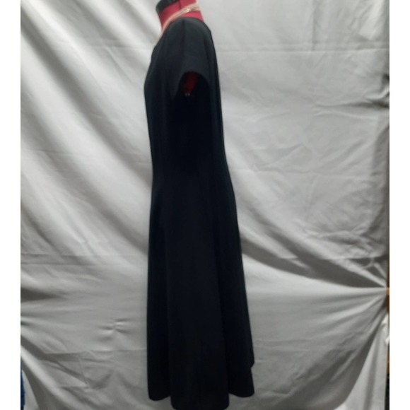 Anne Klein Petite Black Fit Flare Short Sleeve Modest Career Seamed Dress 8P - Picture 7 of 8